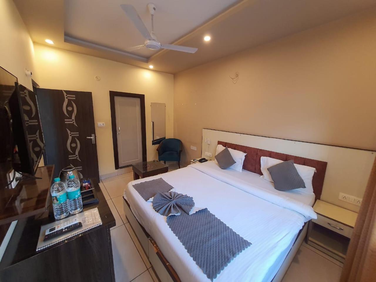 Tapovan New Residency By Ftp Hotels Rishīkesh Zewnętrze zdjęcie